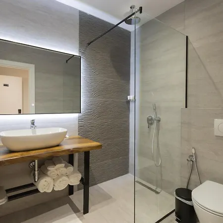 Hotel Aulona *