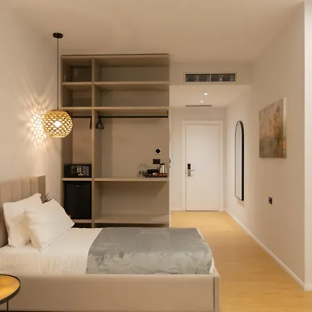 Aulona Hotel